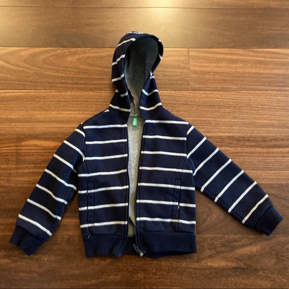 ✨FREE✨ with bundle purchase - Boys United Colors of Benetton Hoodie - Picture 1 of 4